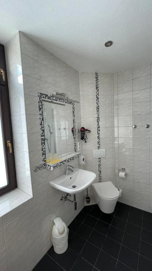 Avenue Das Gaestehaus Chemnitz Ngoại thất bức ảnh